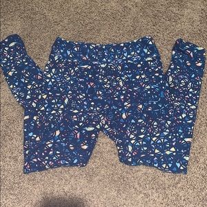 ❤️💗SUPER Comfy Patterned Leggings